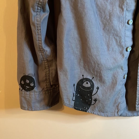 Boys button down shirt with monsters - Picture 4 of 7